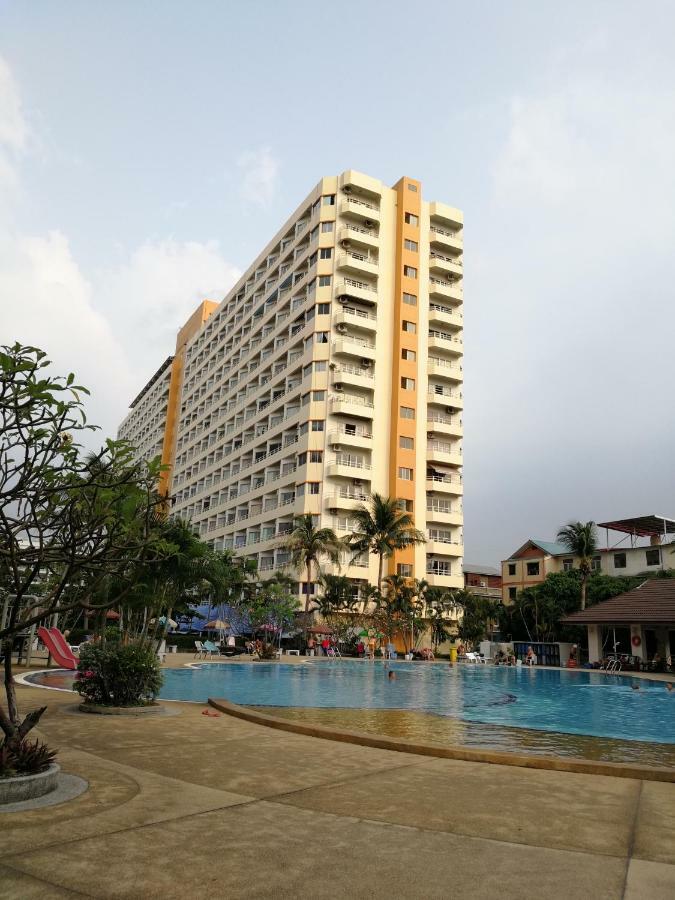View Talay 1b By Fernando Apartemen